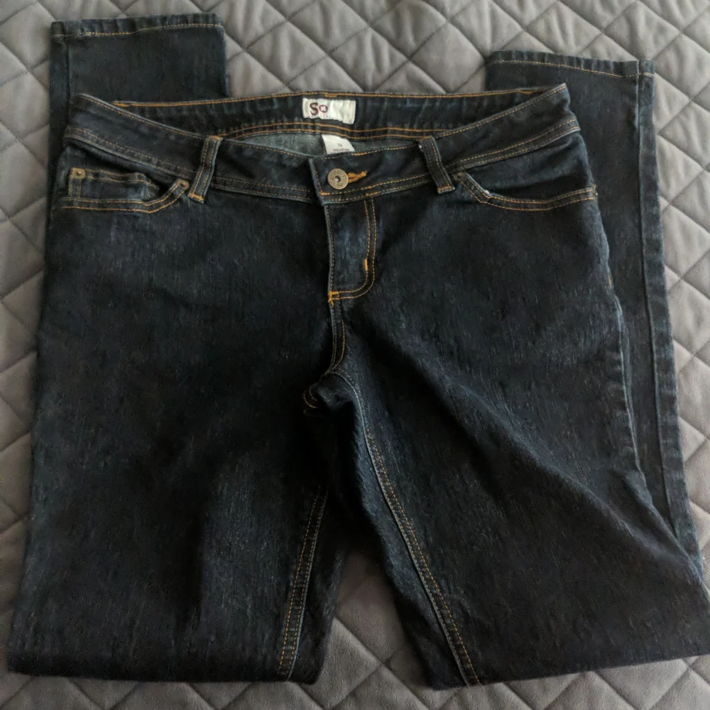 Women's Juniors skinny jeans - Picture 2 of 5